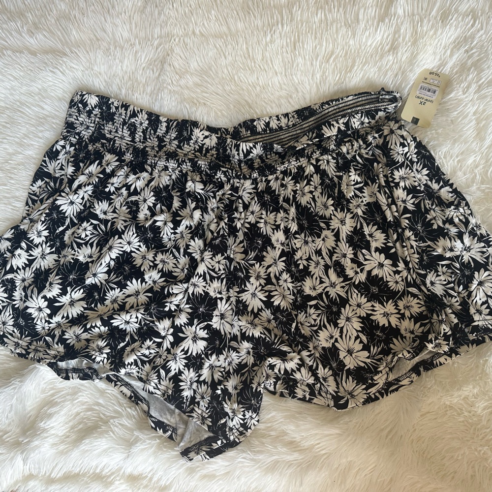 Smocked Knit Shorts